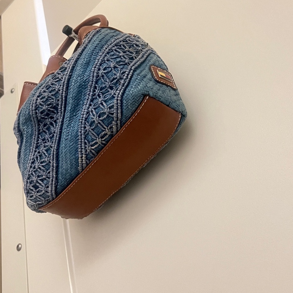 Tommy Hilfiger Denim Draw string Double Handbag. - Picture 16 of 16